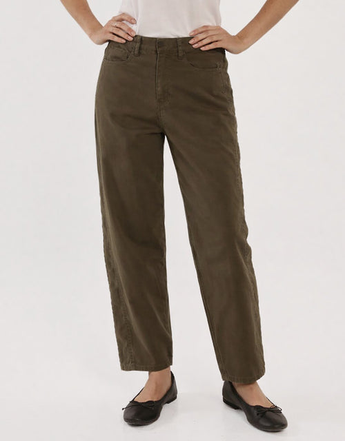 Barrel Leg Chino - Khaki Green