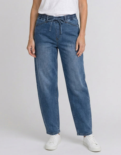 Sienna Barrel Jeans - Mid Blue