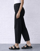 country-denim-harper-stretch-mum-barrel-jean-black-womens-clothing