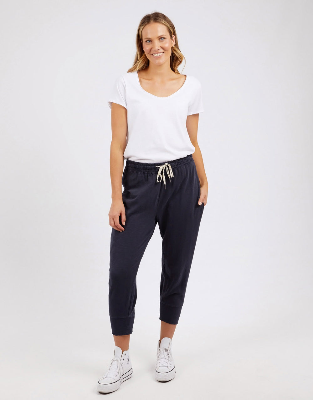 elm-3-4-brunch-pants-navy-womens-clothing