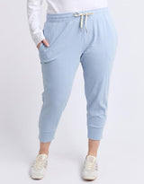 3/4 Brunch Pants - Sky Blue