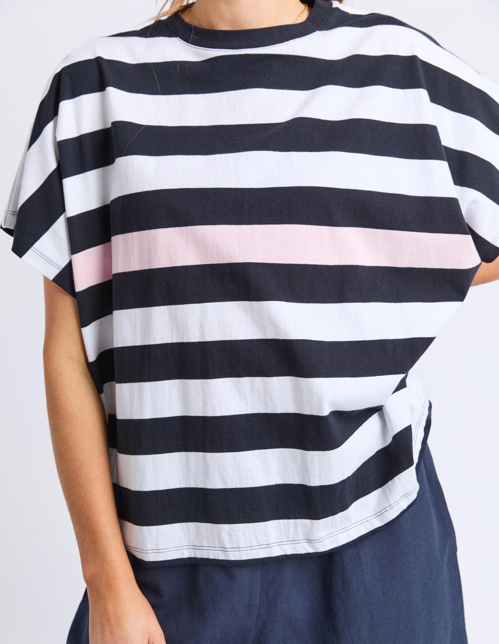 elm-sorrento-tee-black-white-stripe-womens-clothing