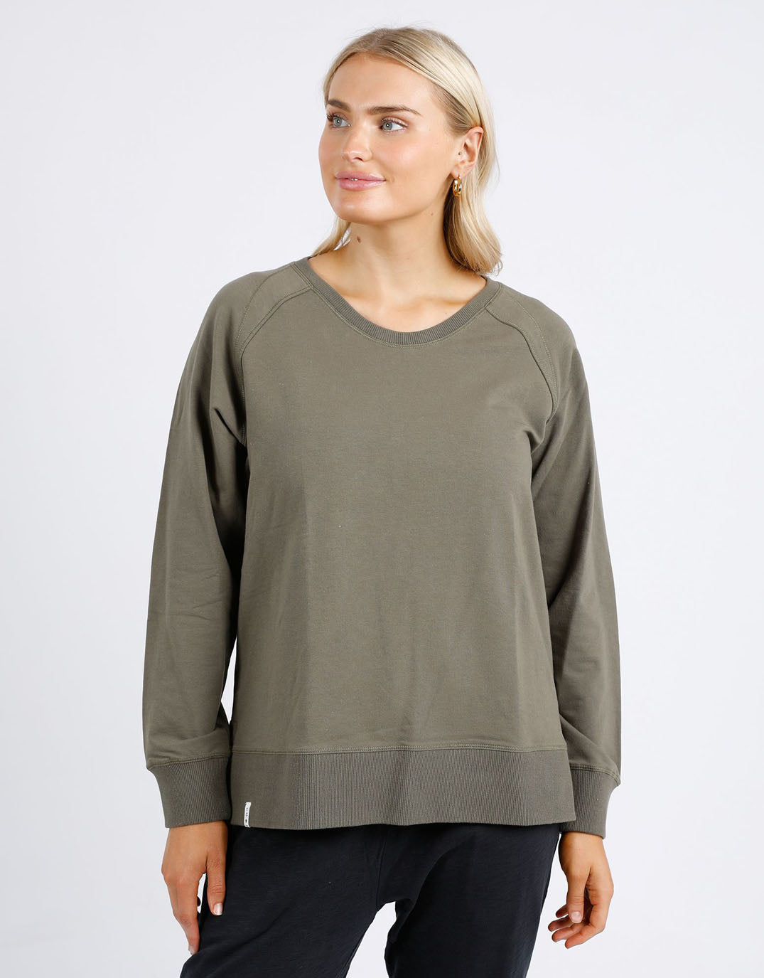 elm-vacation-crew-khaki-womens-clothing