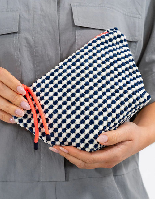 elms-king-small-napili-case-navy-white