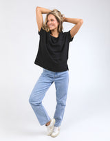 foxwood-allison-tee-black-womens-clothing