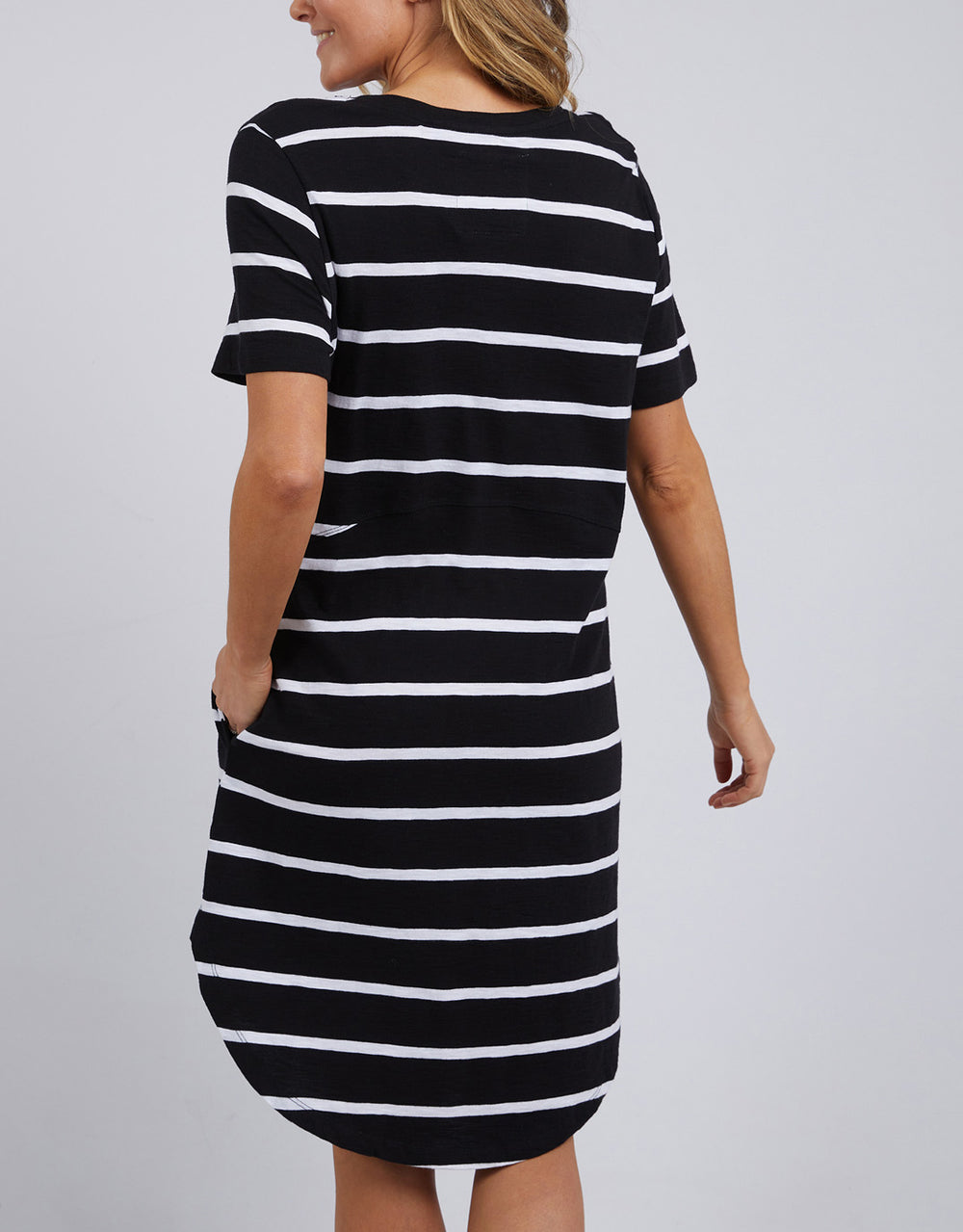 foxwood-bay-stripe-dress-black-white-stripe-womens-clothing