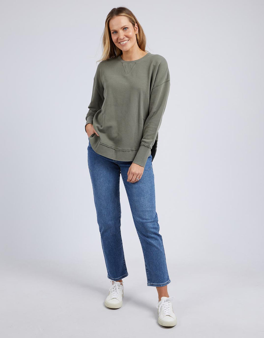 foxwood-delilah-crew-khaki-womens-clothing
