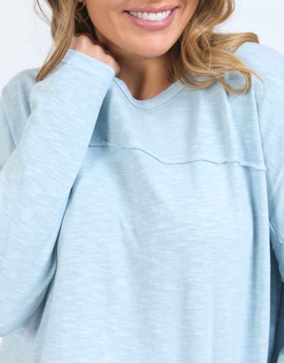 foxwood-jayne-throw-on-top-celestial-blue-womens-clothing