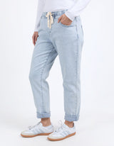 foxwood-juliette-jogger-jean-vintage-pale-blue-womens-clothing