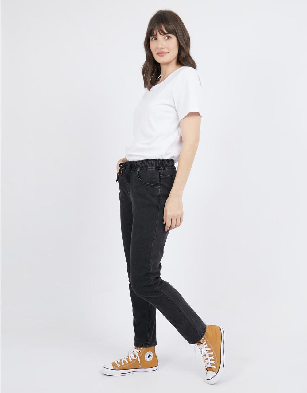 Foxwood - Juliette Jogger Jean - Washed Black - White & Co Living Jeans