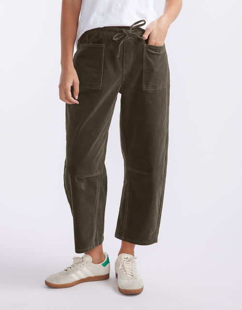 Cord Leo Barrel Jean - Forest Moss