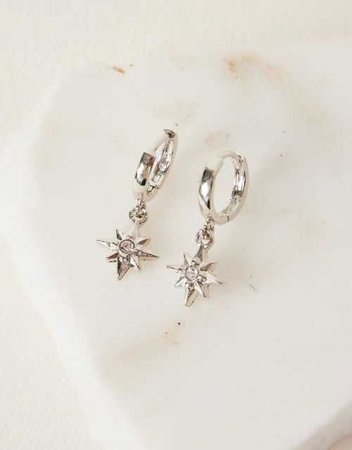 heart-humble-stardust-pendant-huggie-earrings-silver