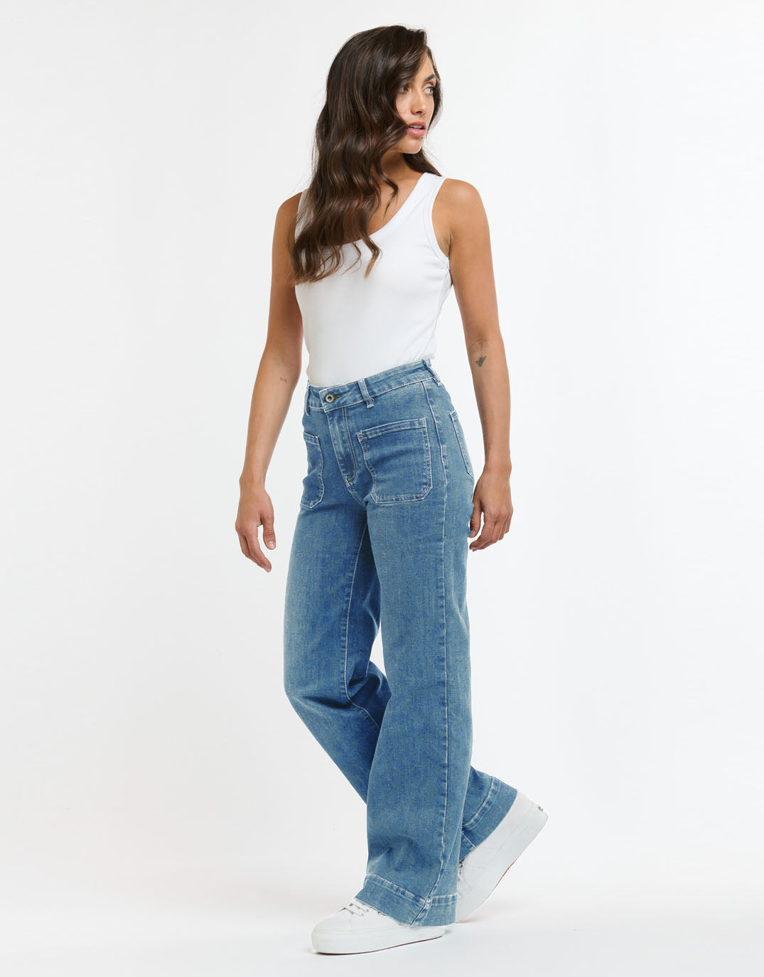 italian-star-bobbi-denim-jeans-light-denim-womens-clothing