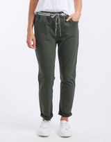 italian-star-tommy-jeans-olive-womens-clothing