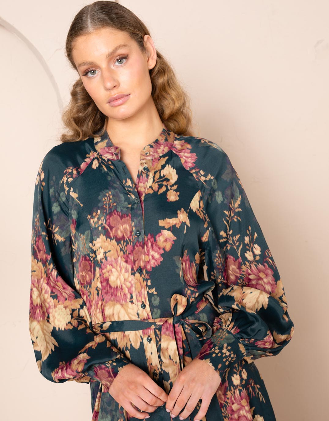 kachel-zylvia-maxi-dress-cosmos-womens-clothing