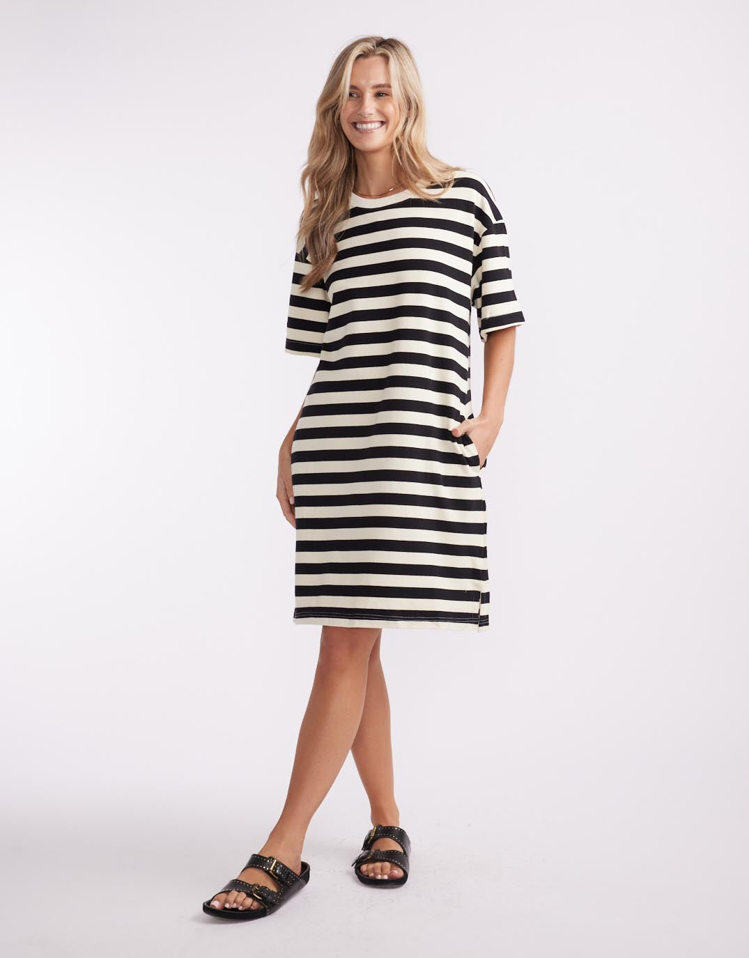 label-of-love-haven-short-sleeve-tee-dress-black-cream-womens-clothing