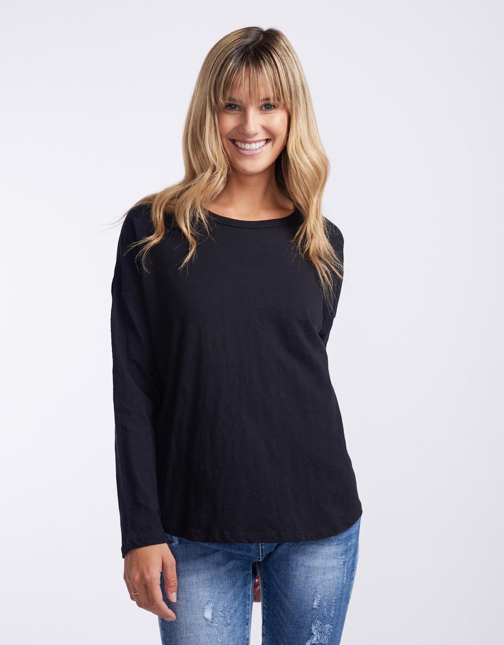white-co-original-relaxed-long-sleeve-tee-black-womens-clothing