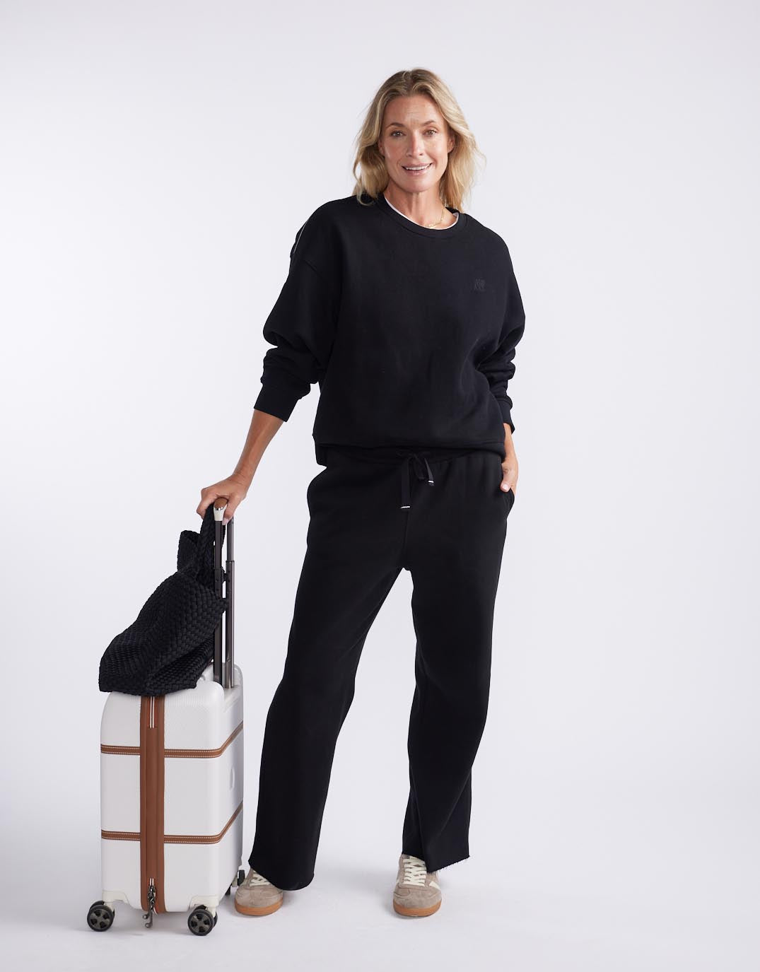 white-co-fleece-lounger-pant-black-womens-clothing