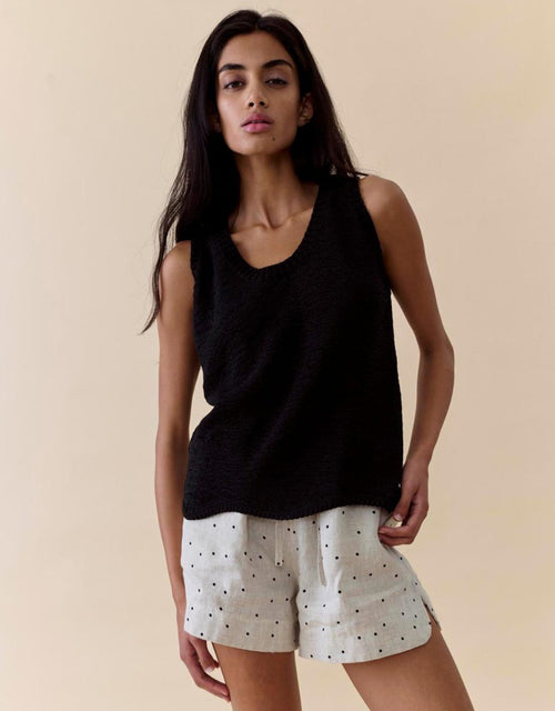 Scallop Hem Tank - Black