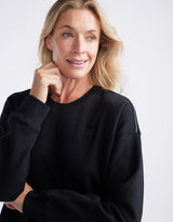 white-co-monogram-fleece-scoop-hem-sweat-black-womens-clothing