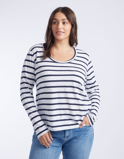 white-co-original-round-neck-long-sleeve-t-shirt-navy-white-stripe-womens-clothing