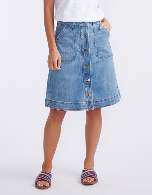 white-co-stevie-denim-skirt-mid-wash-womens-clothing