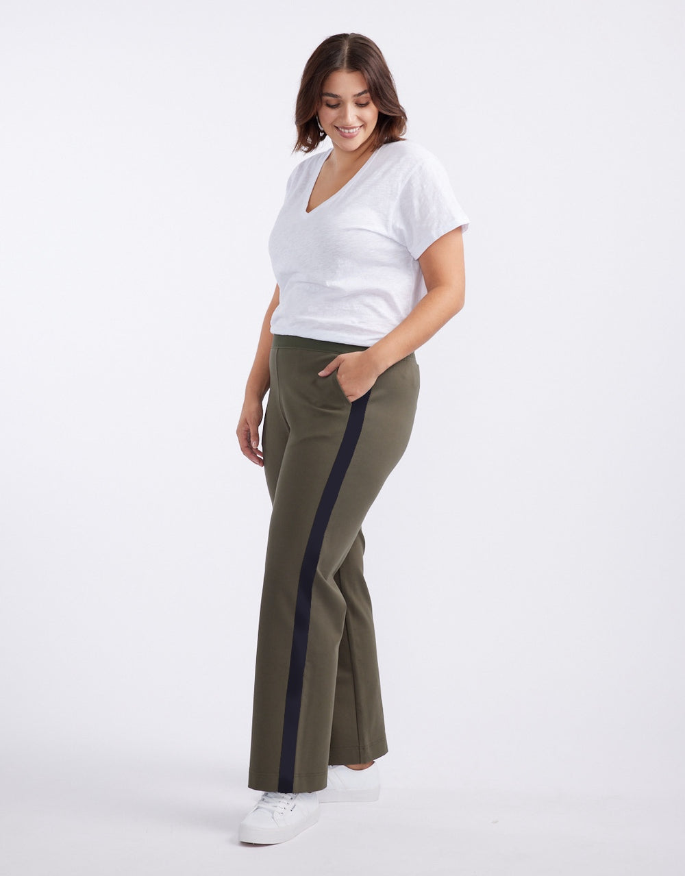 white-co-timeless-ponte-pant-khaki-navy-womens-clothing