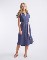 white-co-vacation-dress-washed-navy-womens-clothing