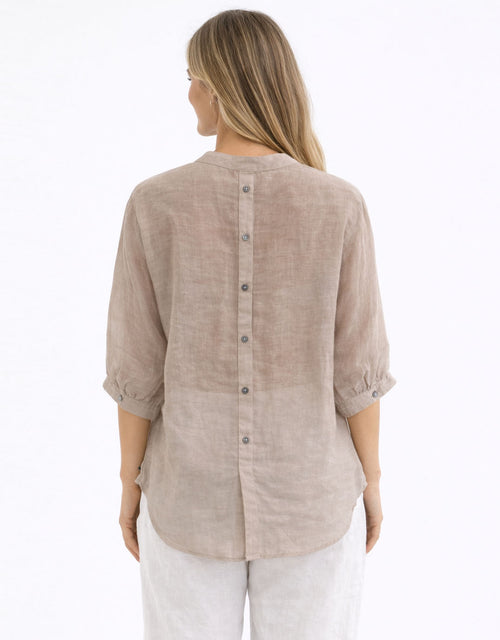 worthier-allegra-linen-shirt-biscuit-womens-clothing