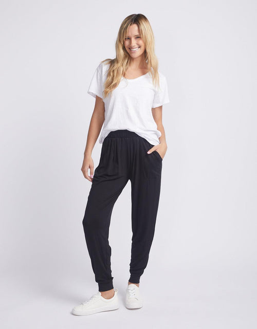 Betty Basics  Black Check Ciao Ponte Leggings – The Cottage Collection