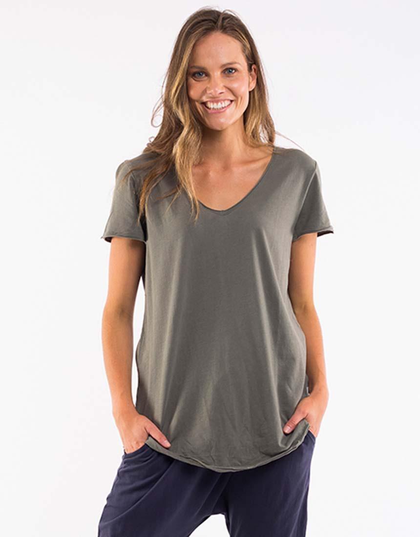 Elm - Fundamental Vee Tee - Khaki - paulaglazebrook Tops