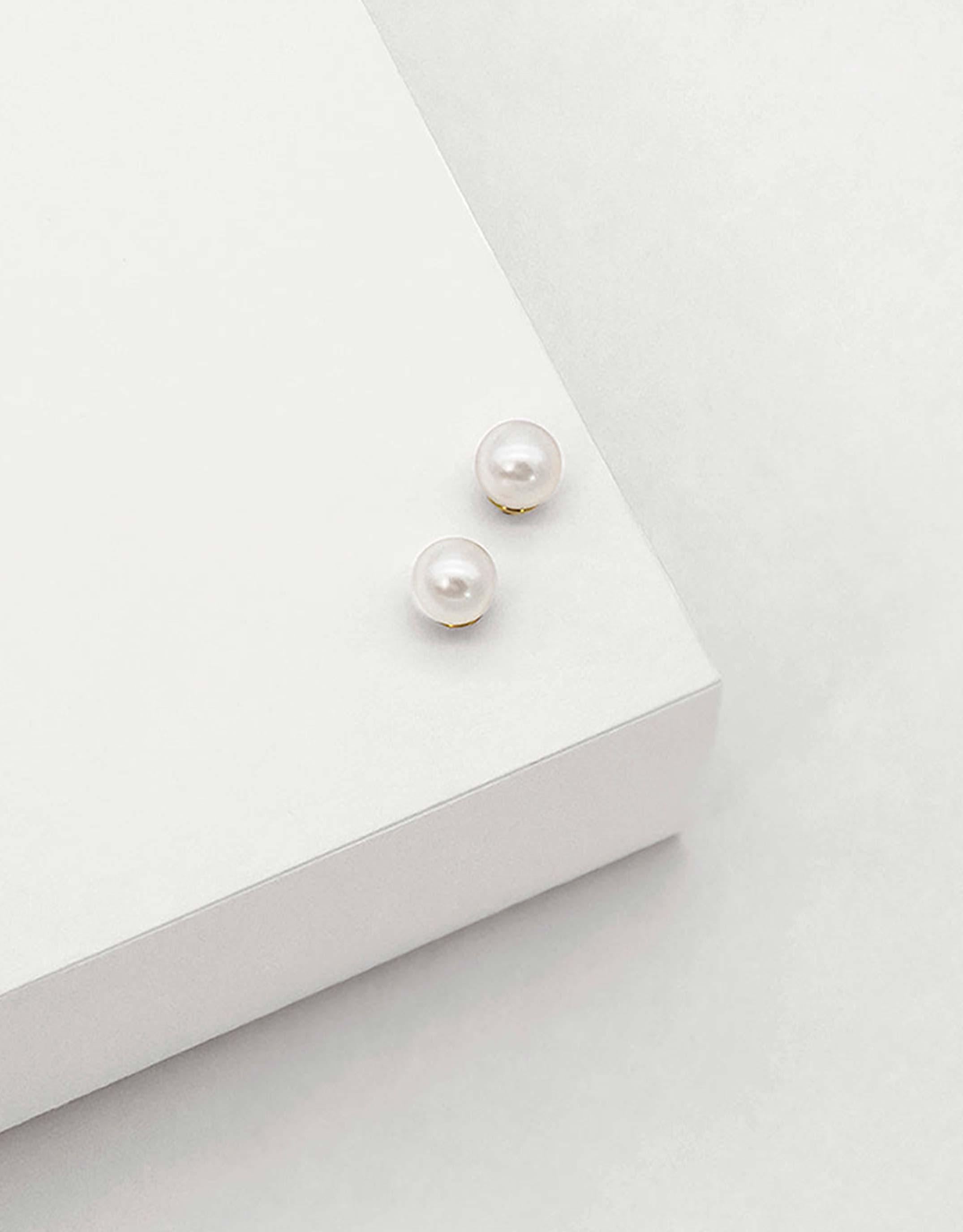 Linda Tahija Jewellery - 6mm Pearl Stud Earring - Gold - White & Co Living Accessories