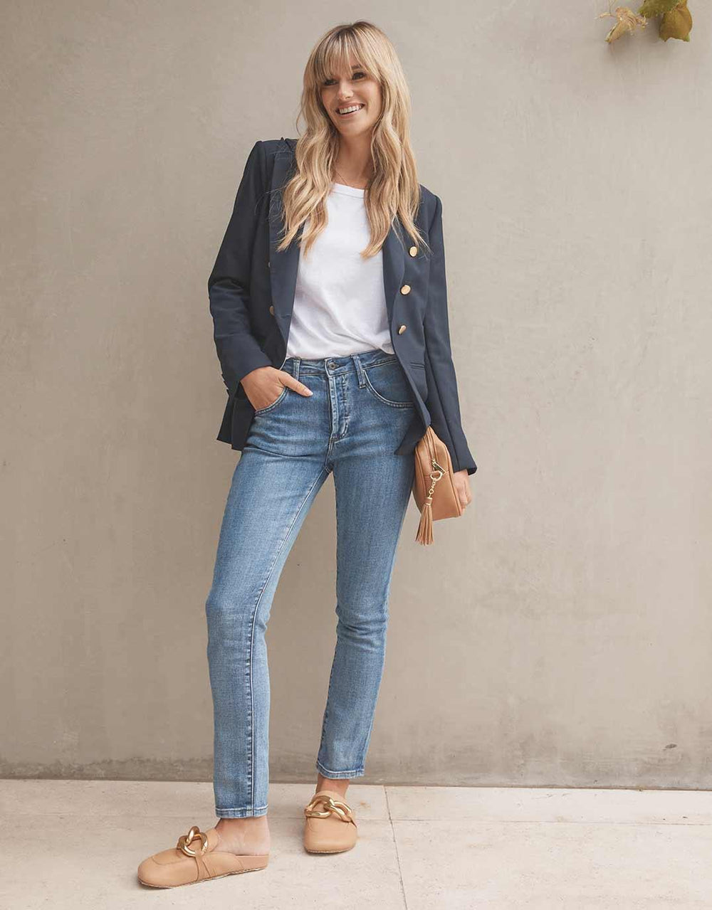 white-co-the-classic-blazer-navy-womens-clothing